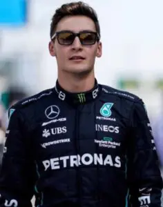 Russell pilota mercerdes a shanghai