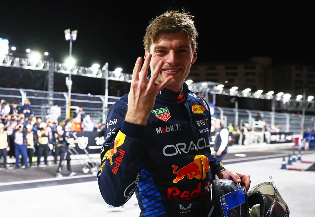 Max Verstappen festeggia la vittoria del Mondiale