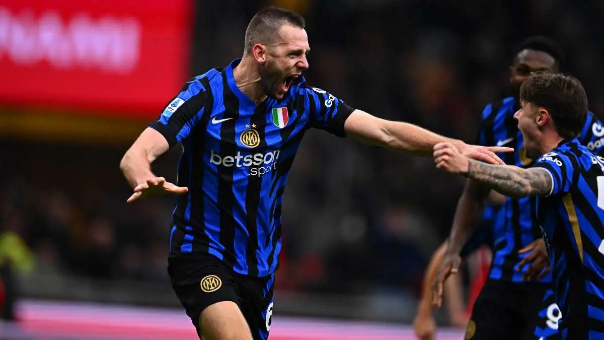 De Vrij difensore dell'inter
