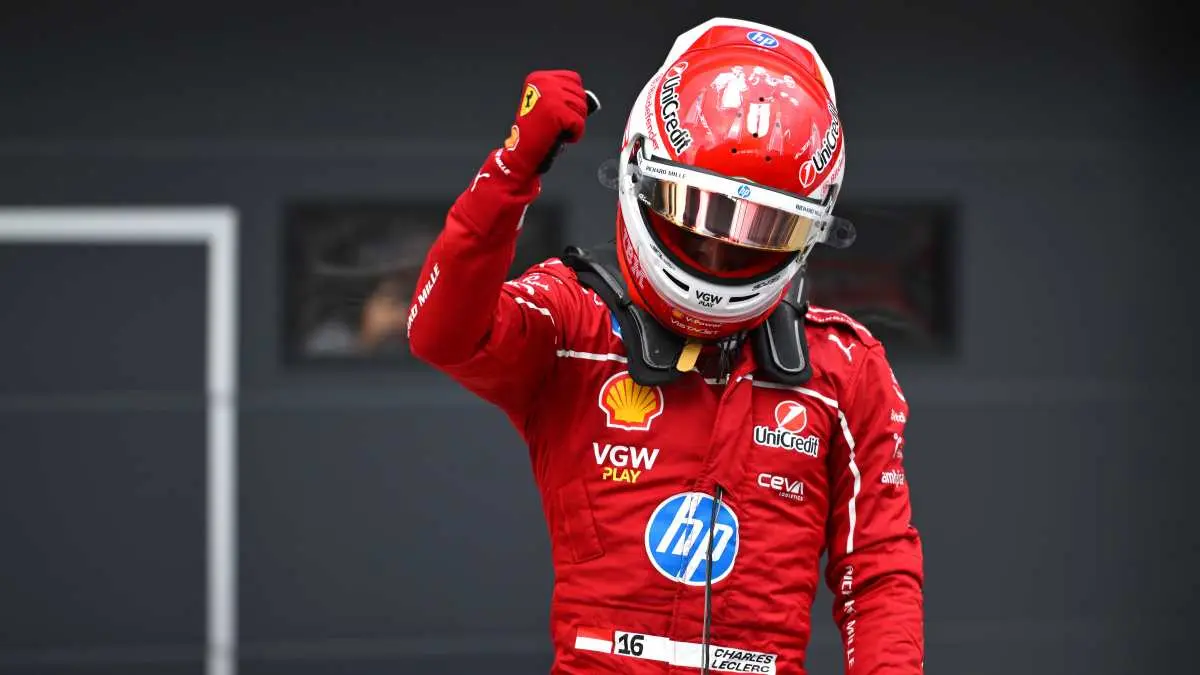 Leclerc dopo una vittoria con la ferrari
