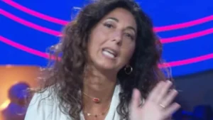“Grande Fratello”, la frase shock di Simo che dice tutto: chi é davvero Donatella