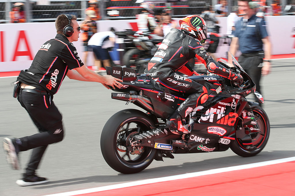 bezzecchi su aprilia