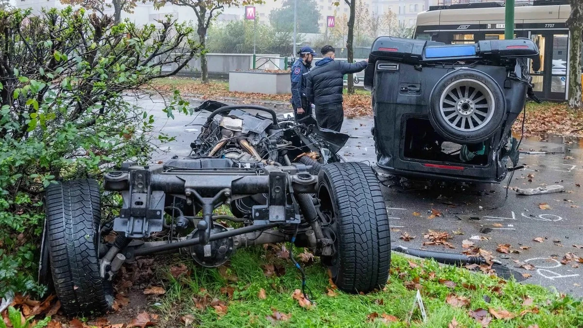 Rilievi della polizia sull'incidente