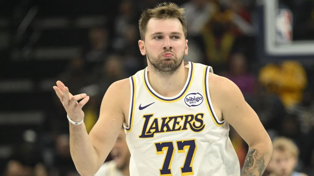 doncic durante una partita di nba