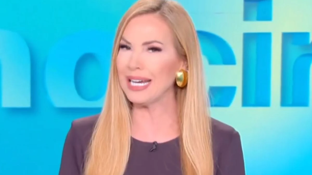 Federica Panicucci, conduttrice della puntata di Mattino 5